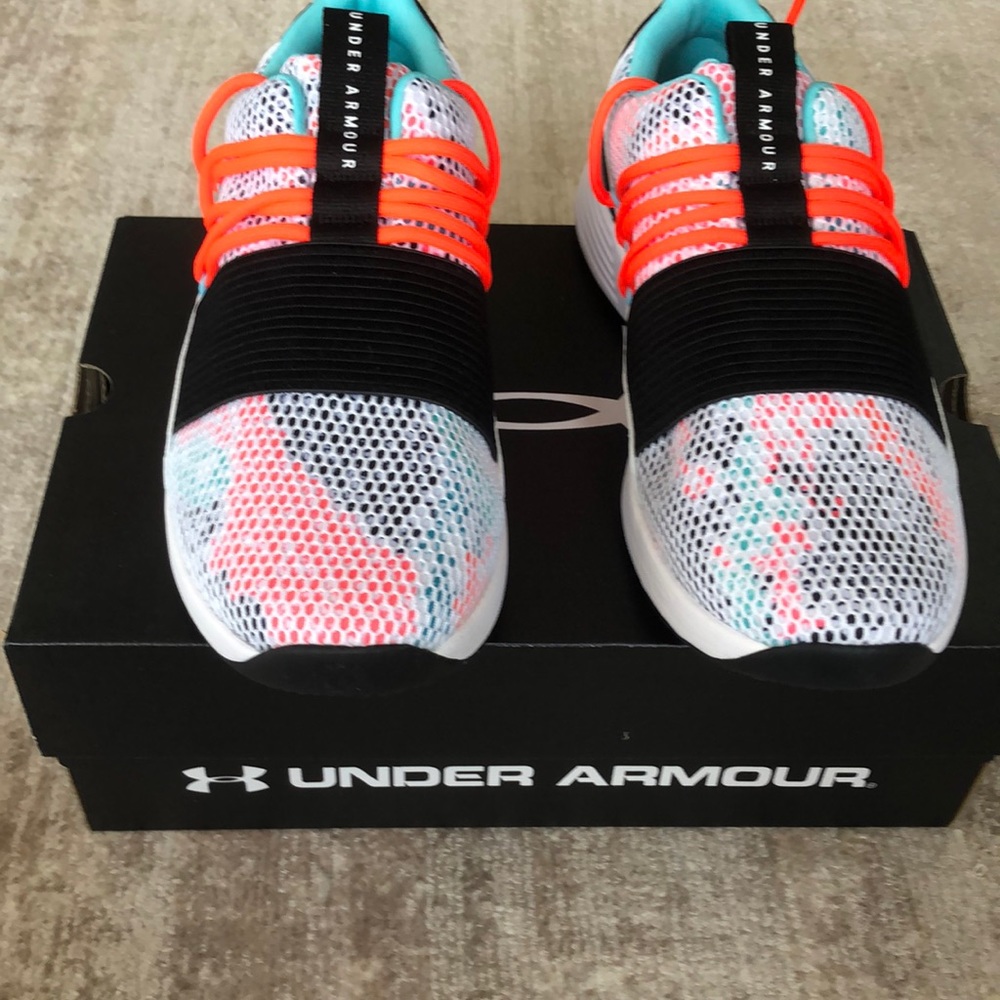 Women’s Under Armour 8.5 Shoes